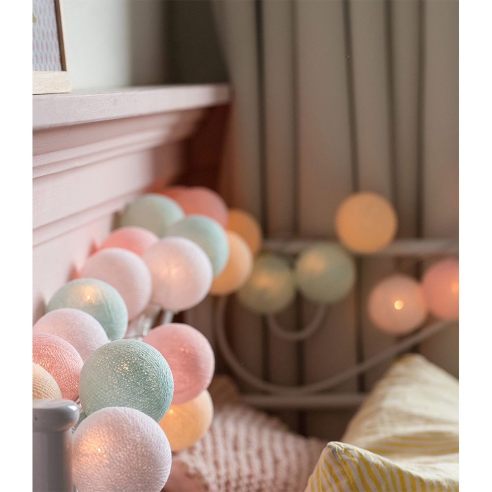 cotton-ball-lights-cotton-ball-lichterkette-pastel-babyartikel-de