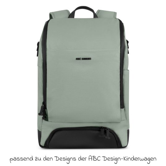 ABC Design Wickelrucksack Active mit großem Frontfach inkl. Wickelunterlage & Zubehör - Pine