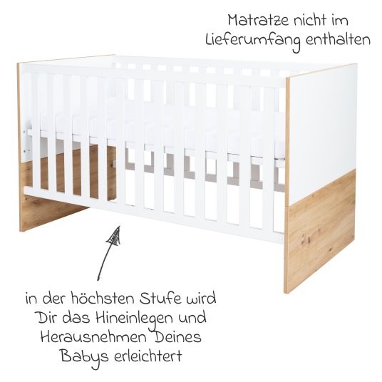 Arthur Berndt 3-tlg Kinderzimmer-Set Maxim mit 4-türigem Schrank, Bett, Wickelkommode mit Wickelaufsatz - Kreideweiß / Artisan-Oak