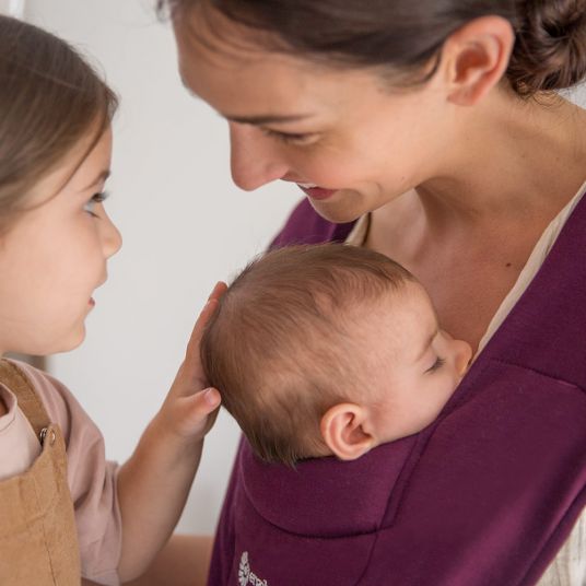 Ergobaby Babytrage Embrace für Neugeborene - Burgundy
