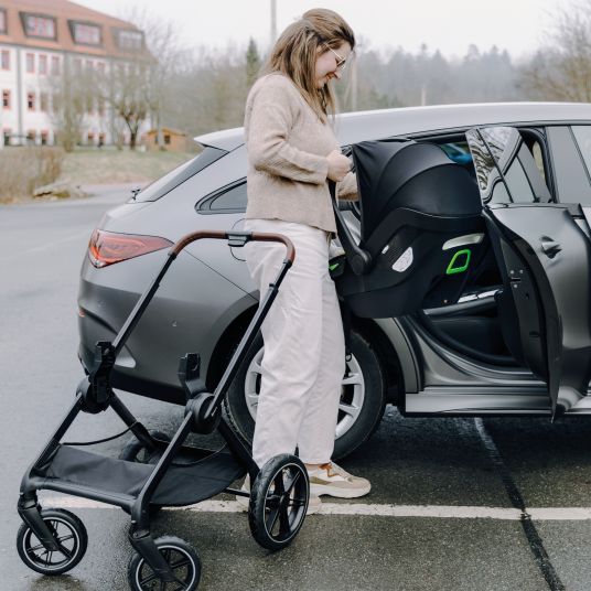 Hauck 4in1 stroller set Walk N Care Air Trio Set incl. i-Size infant car seat & Isofix Base & XXL accessory set - Dark Grey