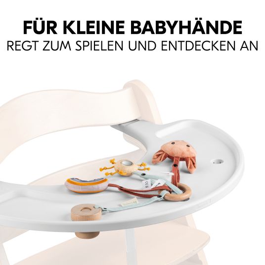 Hauck Hochstuhl Alpha Plus White im Sparset - inkl. Sitzkissen + Play Tray Basis + Spielring Play Catching mit 3 Stoff-Figuren