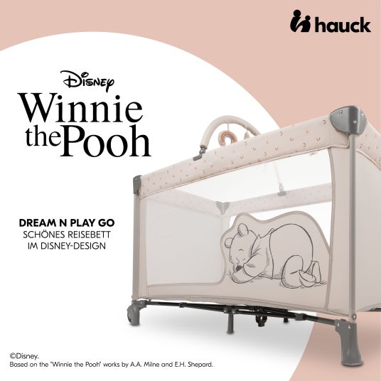 Hauck Set lettino da viaggio Dream'n Play Go incl. materasso per lettino da viaggio Alvi e zanzariera + body a maniche lunghe GRATUITO in confezione da 4 - Disney - Pooh Rainbow Beige