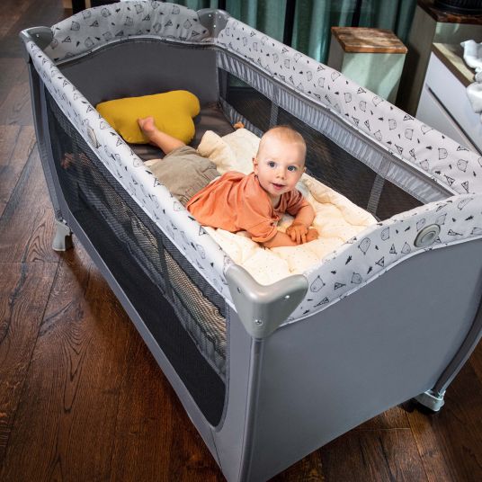 Hauck Travel cot set Sleep'n Play Center (height adjustable) incl. changing mat, mattress & insect screen - Nordic Grey