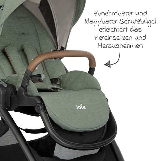 joie Set 4in1 Versatrax per passeggini fino a 22 kg con navicella Ramble XL, seggiolino auto Pebble Pro, base Isofix, cintura attività, peluche, gioco da afferrare, adattatore e pacchetto accessori - Laurel