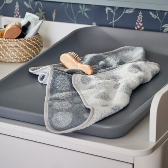 Leander Set fasciatoio e fasciatoio lavabile Matty, comprensivo di topper e asciugamano da bagno con cappuccio - Grigio polvere