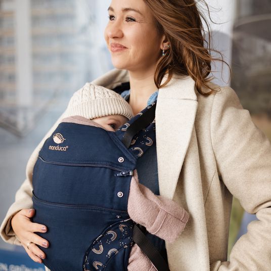 manduca First baby carrier for newborns from 3.5 kg - 20 kg with 3 carrying positions made of 100% organic cotton - RainbowNight - Navy Print