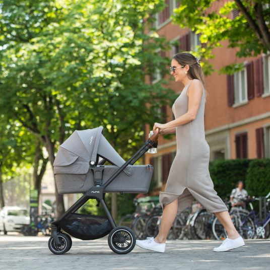 Nuna Babywanne LYTL faltbar für TRIV next, SWIV, TRVL ab Geburt bis 9 Monate mit Sichtschutz, Belüftungsfenster inkl. Matratze & Regenschutz - Biscotti