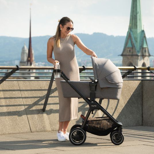 Nuna Babywanne LYTL faltbar für TRIV next, SWIV, TRVL ab Geburt bis 9 Monate mit Sichtschutz, Belüftungsfenster inkl. Matratze & Regenschutz - Cedar