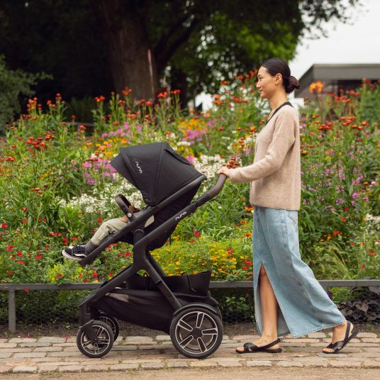 Nuna Buggy & pushchair DEMI next up to 22 kg with magnetic harness fastener, convertible all-weather seat, height-adjustable push bar, integrated privacy screen incl. adapter & rain cover - Caviar