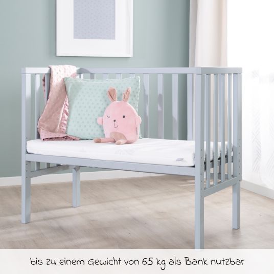 Roba 6-tlg. Beistellbett-Komplett-Set mit Canvas-Barriere, Matratze 90 x 45 cm, Spannbetttuch, 2-tlg-Schlafsack, Schmusetuch & Spieluhr 47 x 99,5 cm - Taupe