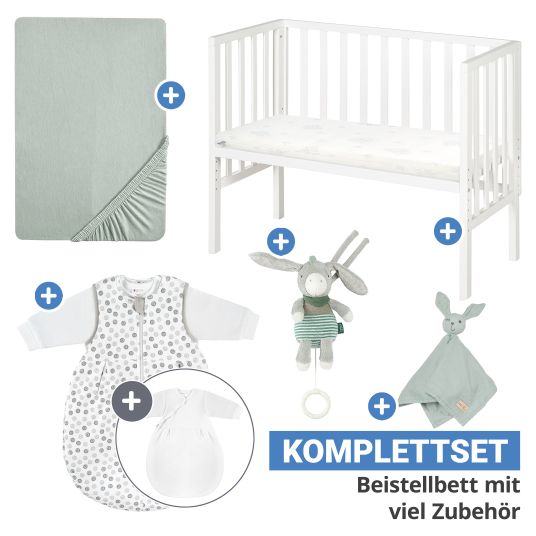 Roba 6-tlg. Beistellbett-Komplett-Set mit Canvas-Barriere, Matratze 90 x 45 cm, Spannbetttuch, 2-tlg-Schlafsack, Schmusetuch & Spieluhr 47 x 99,5 cm - Weiß