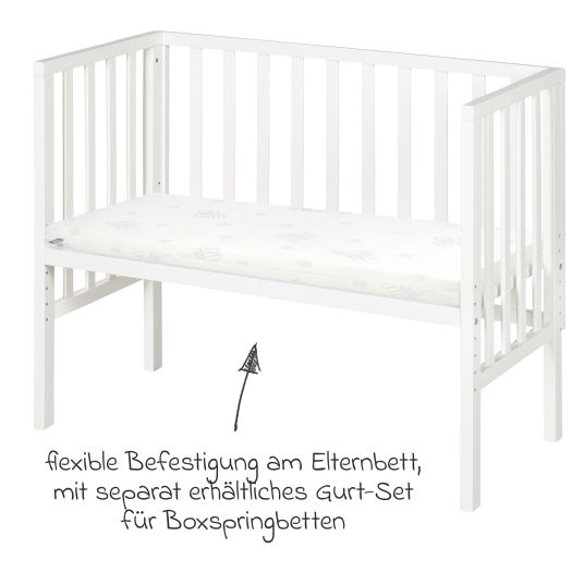 Roba 8-tlg. Beistellbett-Komplett-Set mit Canvas-Barriere, Matratze 90 x 45 cm, Spannbetttuch, Steppbett, Bettwäsche, Schmusetuch & Spieluhr 47 x 99,5 cm - Weiß