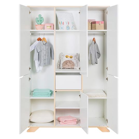 Schardt Children's room Tokyo with 6-door wardrobe, bed, changing unit