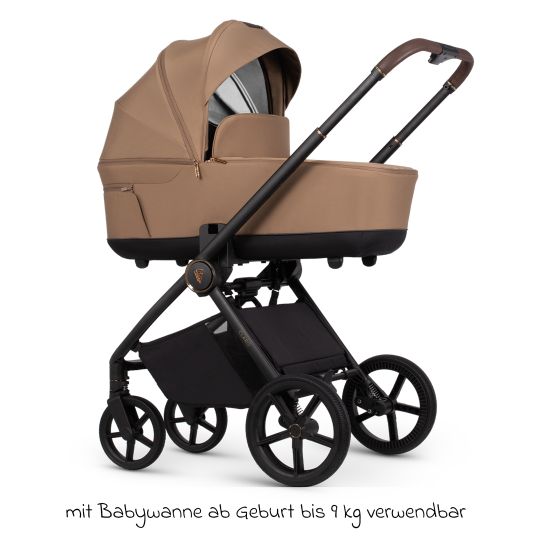 Venicci 2in1 Kombi-Kinderwagen Claro bis 22 kg mit Babywanne, Sportsitz, Teleskopschieber, Liegeposition inkl. Regenschutz, Beindecke, Schnullerkette, Spieluhr, Greifling & Wickeltasche - Caramel