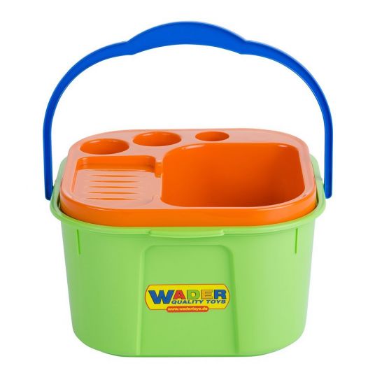 Wader Bucket sink with dishes